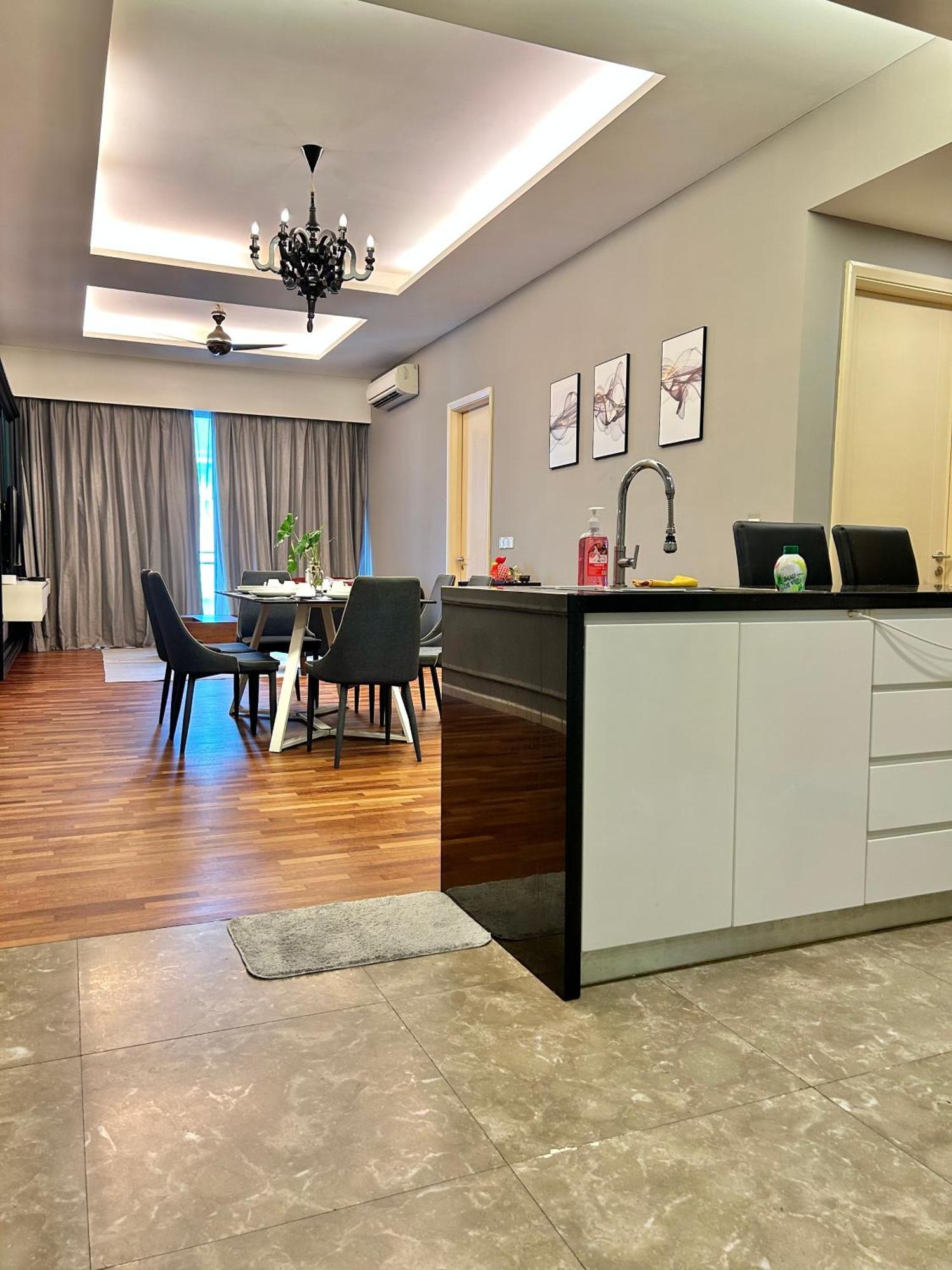 Luxury 3Br Penthouse I The Shore Hotel & Residence I Seaview I Poolview I 6-9Pax 豪华3房顶层公寓 Malacca Eksteriør billede